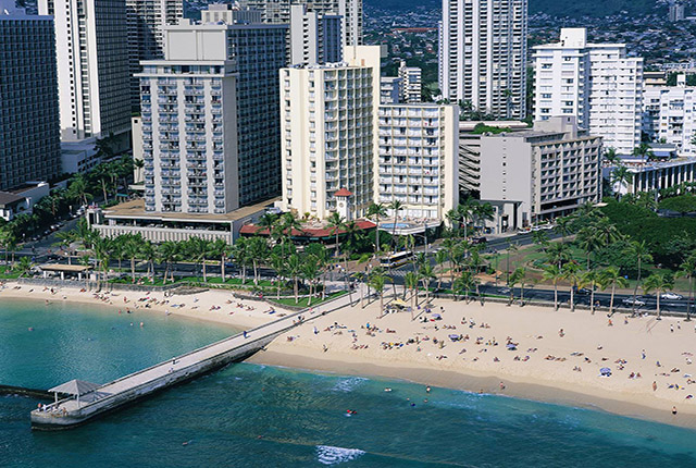 Aqua Park Shore waikiki Hotel