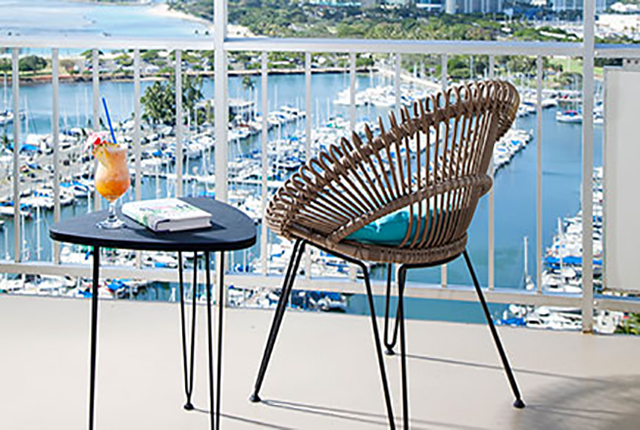 Aqua Ilikai Hotel & Luxury Suites