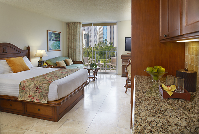 Aqua Luana Waikiki Hotel and Suites