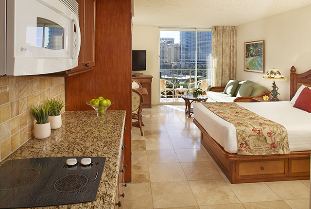 Aqua Luana Waikiki Hotel and Suites