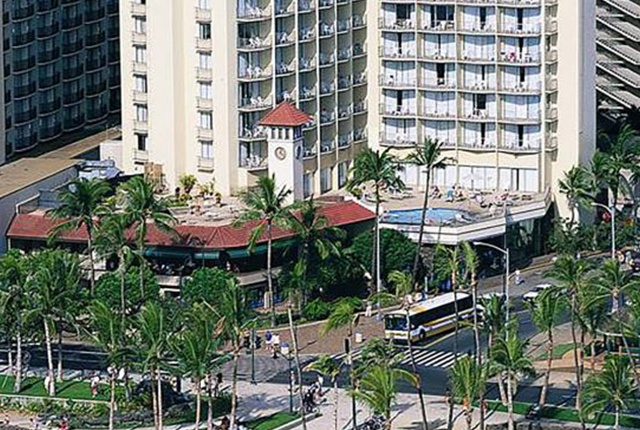 Aqua Park Shore waikiki Hotel
